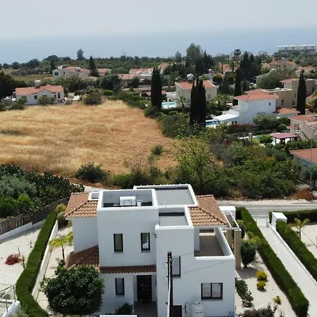 Βίλα St. Georgiana 7 *